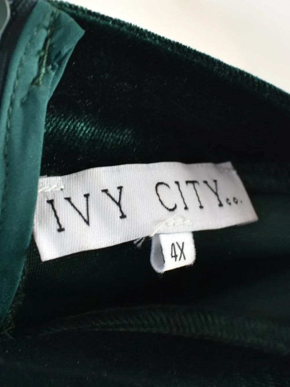 Ivy City Co La La Lady Velvet Ruffle Dress - 4X - Picture 9 of 9